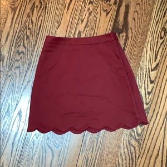 Scallop skirt - Picture 2 of 2